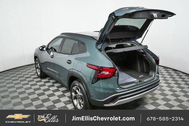 New 2026 Chevrolet Trax LT w/ Sunroof Package FWD image 24
