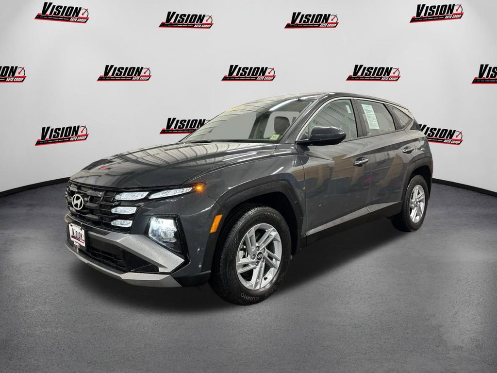 Certified 2025 Hyundai Tucson SE 360° Tour