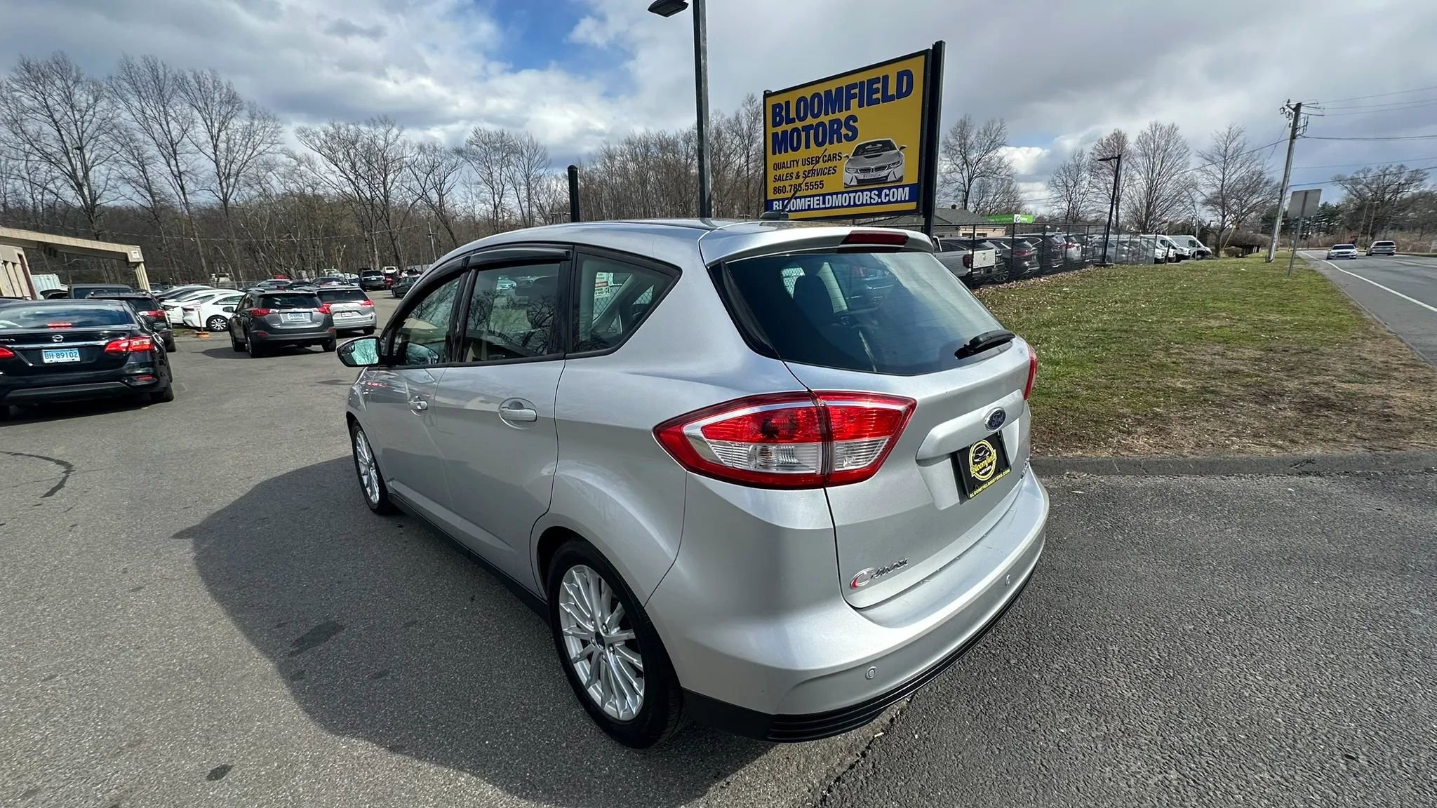 Used 2017 Ford C-MAX SE w/ Equipment Group 201A image 6