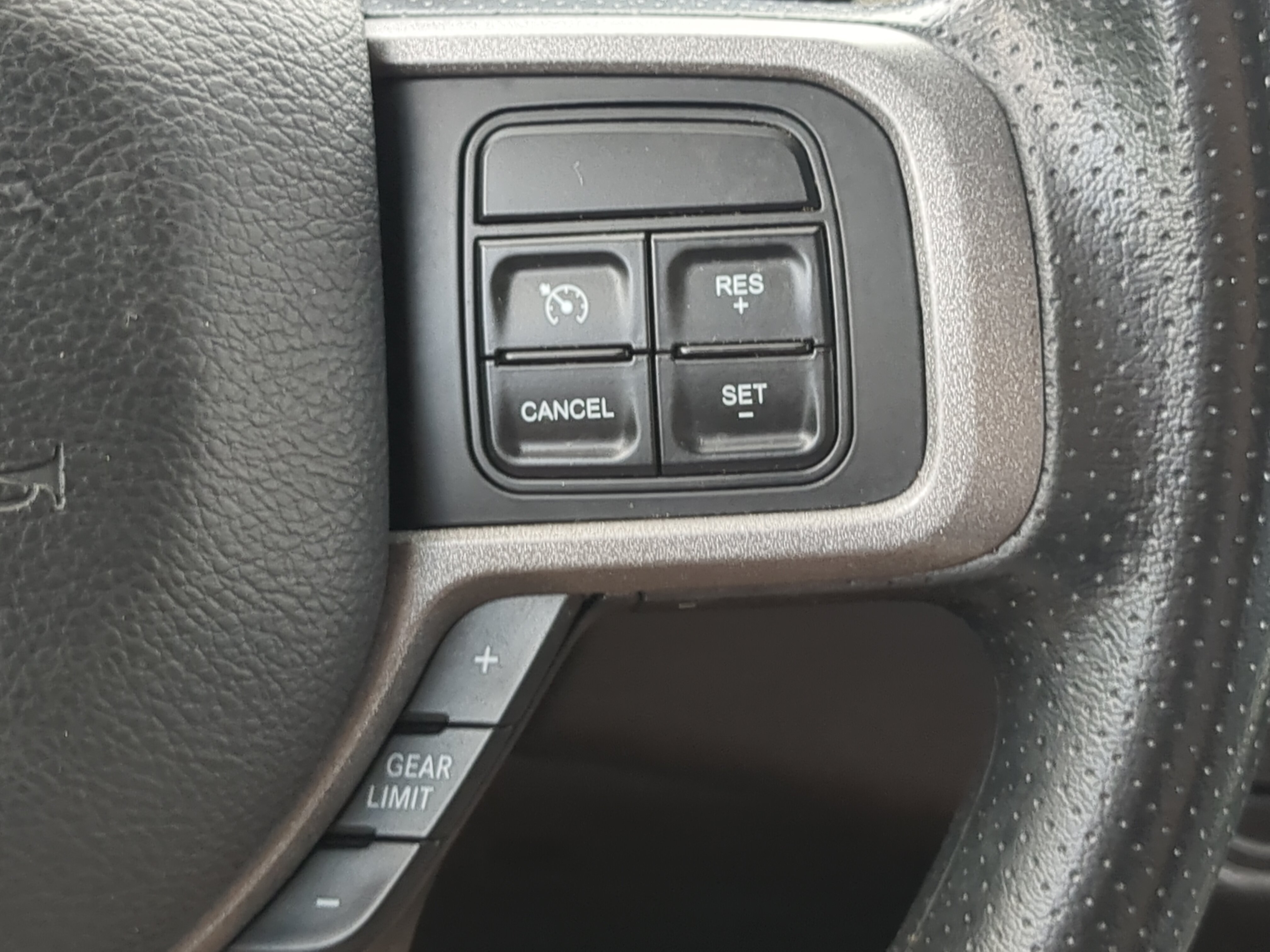Used 2022 RAM 5500 Tradesman w/ Chrome Appearance Group RWD image 21