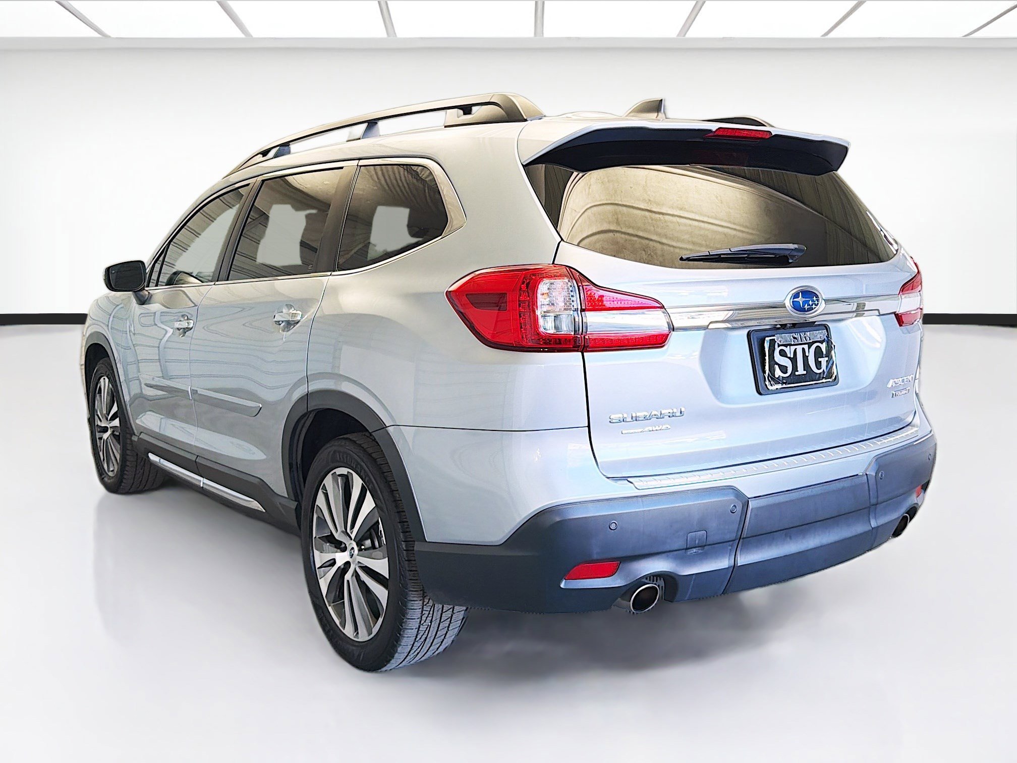 Used 2021 Subaru Ascent Touring image 6