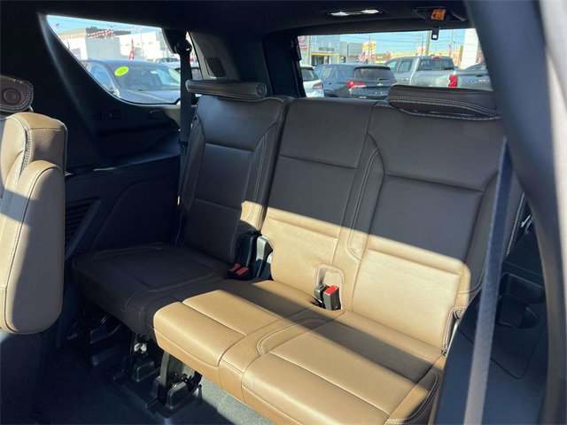 Used 2022 Chevrolet Tahoe High Country image 12