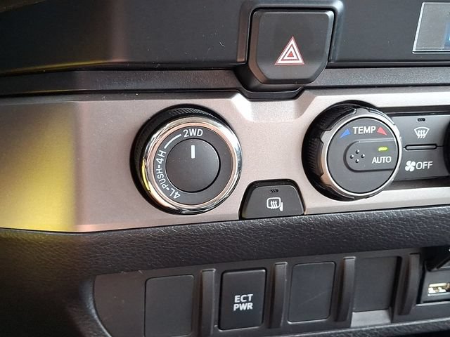 Certified 2023 Toyota Tacoma SR AWD/4WD image 22