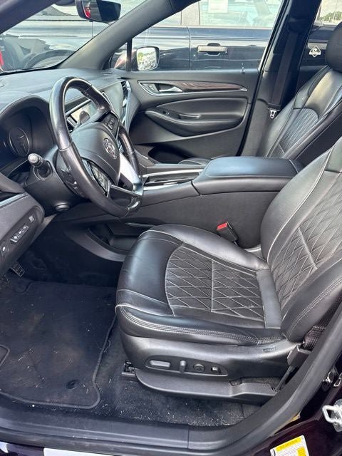 Used 2022 Buick Enclave Avenir w/ Avenir Technology Package AWD/4WD image 34