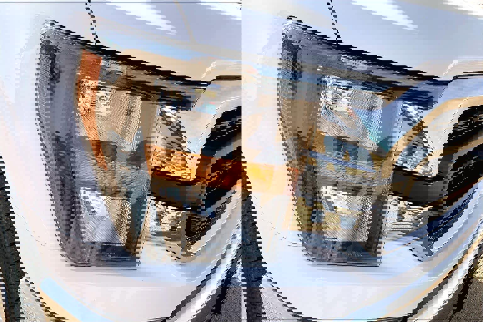 Used 2023 Ford F150 XLT w/ Trailer Tow Package image 36