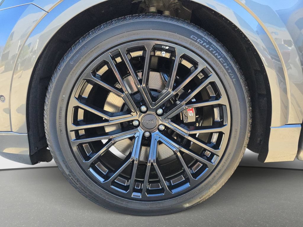 New 2026 Audi SQ8 Prestige AWD/4WD image 33