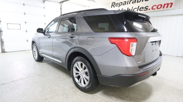 Used 2021 Ford Explorer XLT w/ Equipment Group 202A image 3
