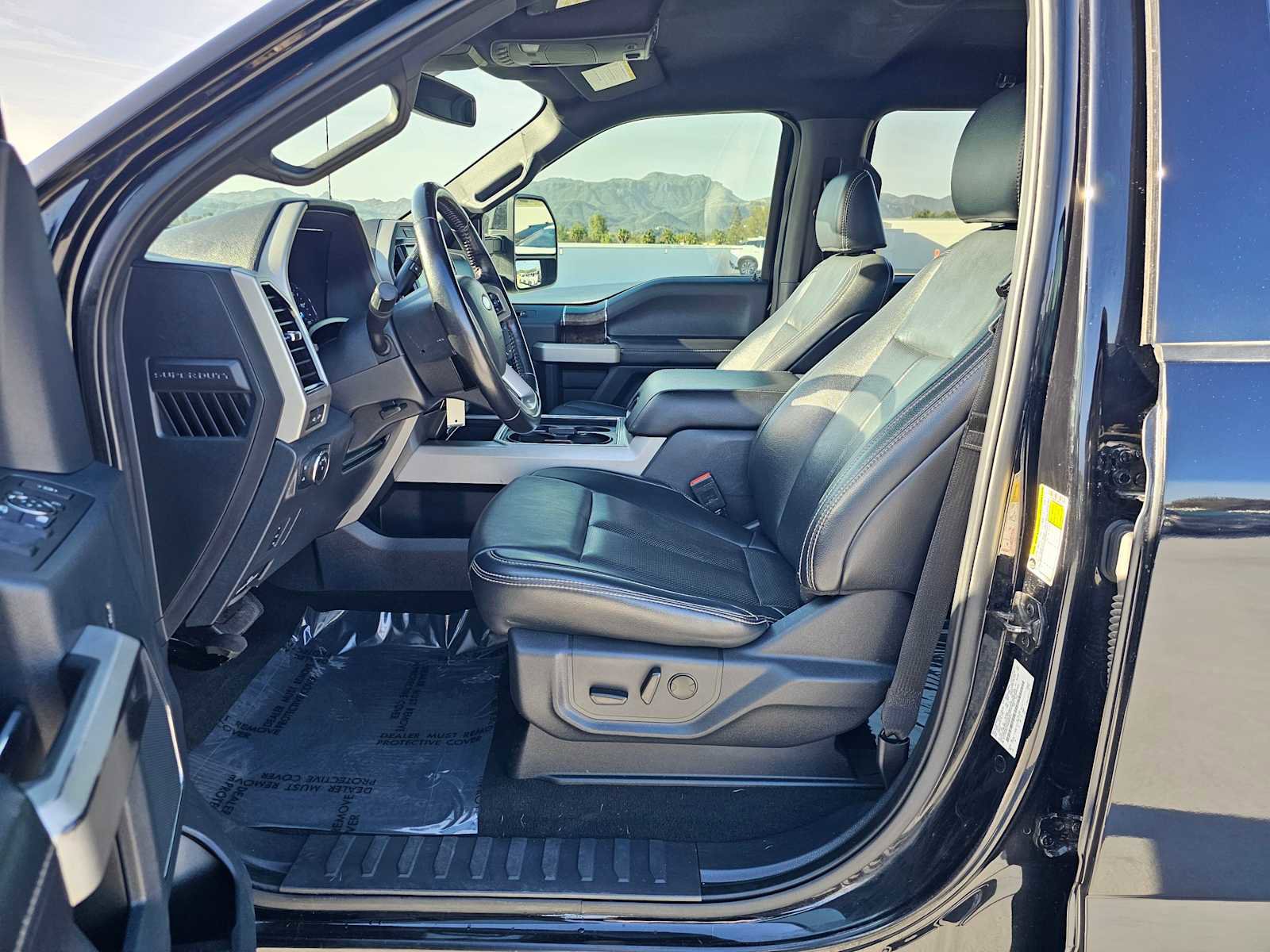 Used 2022 Ford F250 Lariat w/ FX4 Off-Road Package image 20