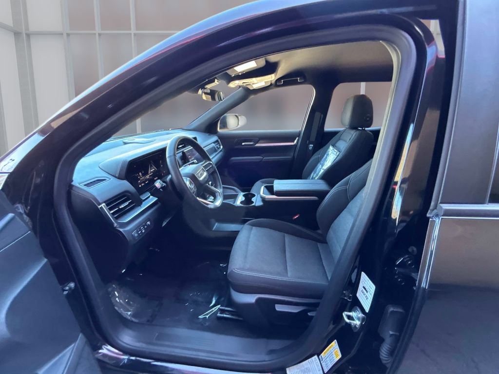 Used 2025 GMC Terrain Elevation AWD/4WD image 13