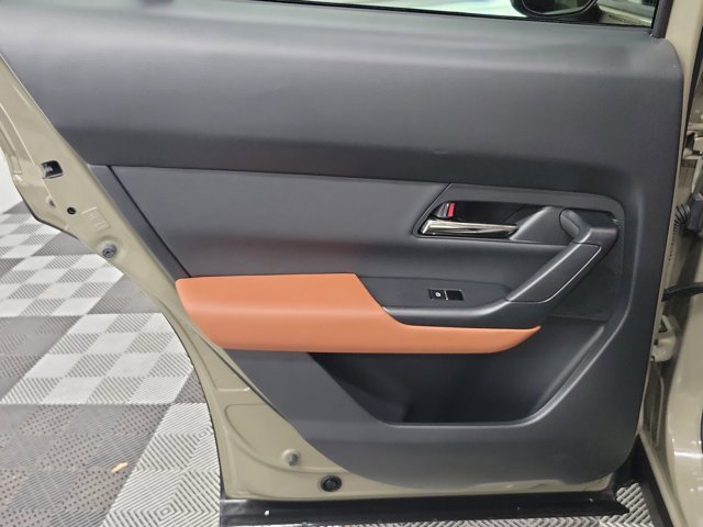 Used 2024 MAZDA CX-50 2.5 Turbo w/ Cargo Package image 17