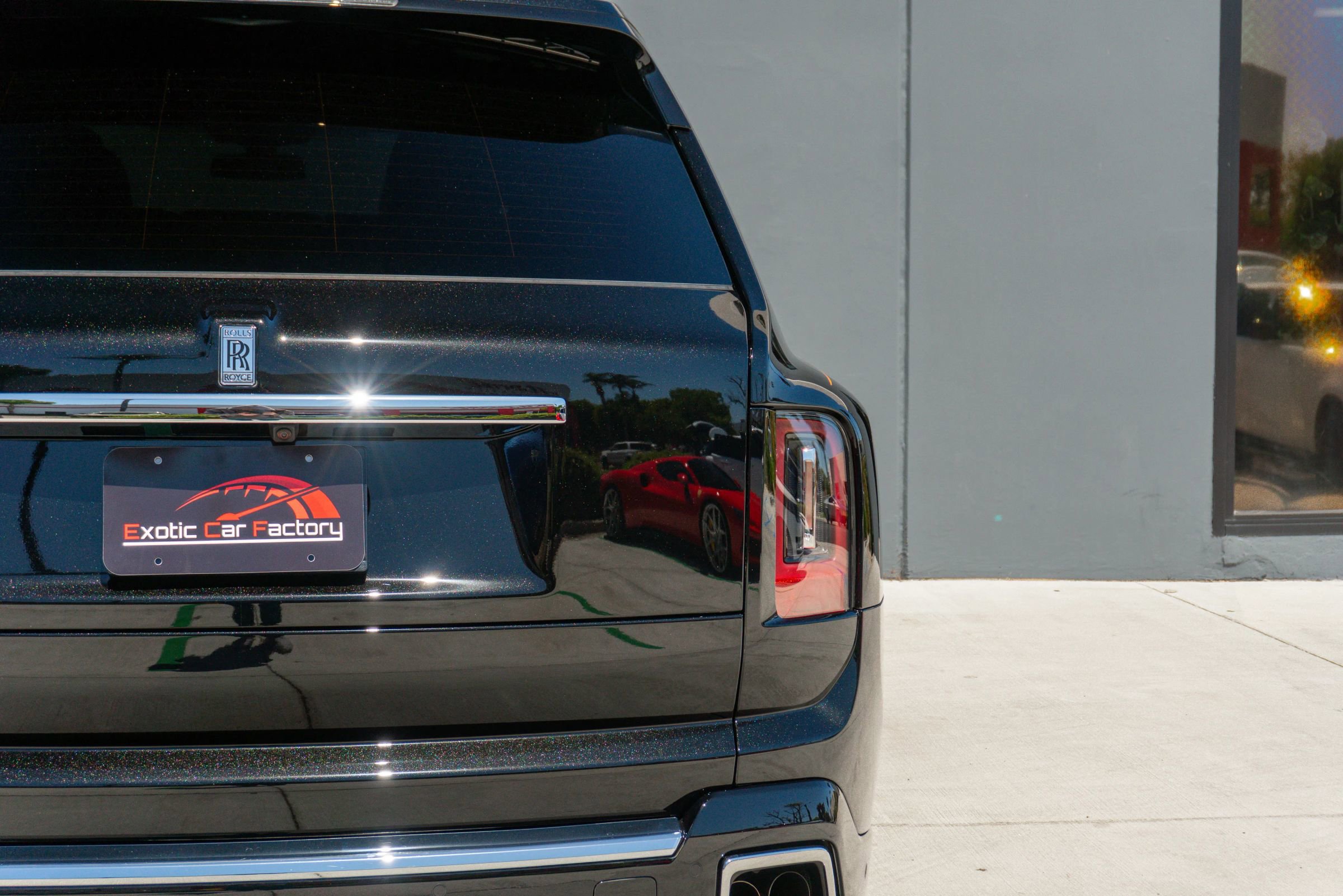 Used 2025 Rolls-Royce Cullinan image 36