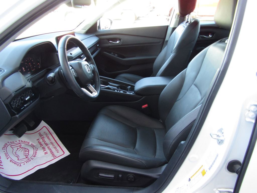 Used 2024 Honda Accord Touring image 23