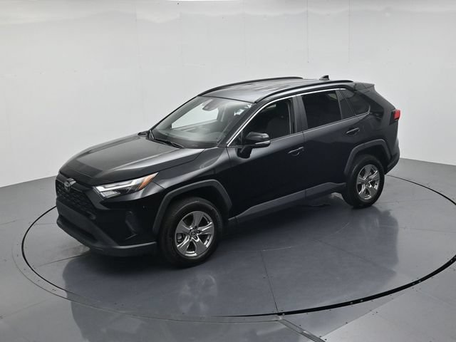 Used 2023 Toyota RAV4 XLE AWD/4WD image 44