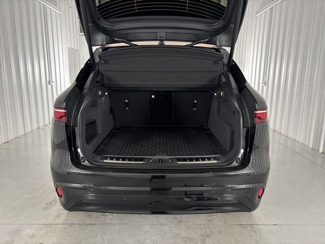 Used 2026 Jaguar F-PACE R-Dynamic S image 29