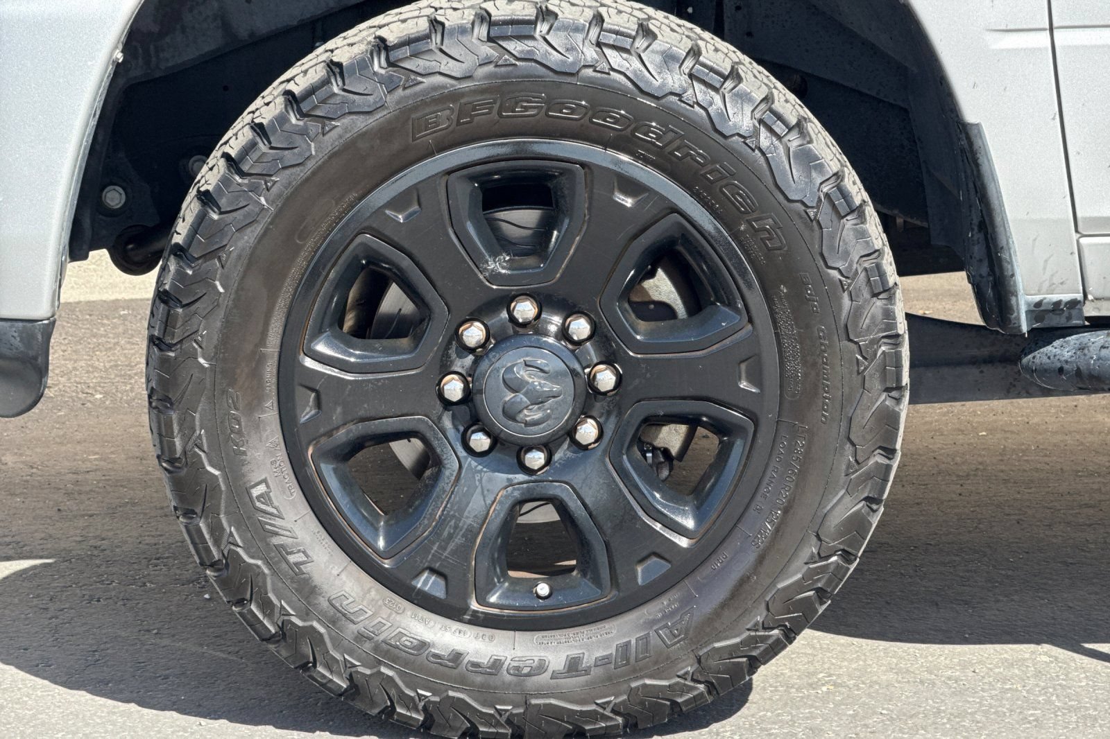 Used 2017 RAM 3500 Big Horn w/ Sport Appearance Group AWD/4WD image 26
