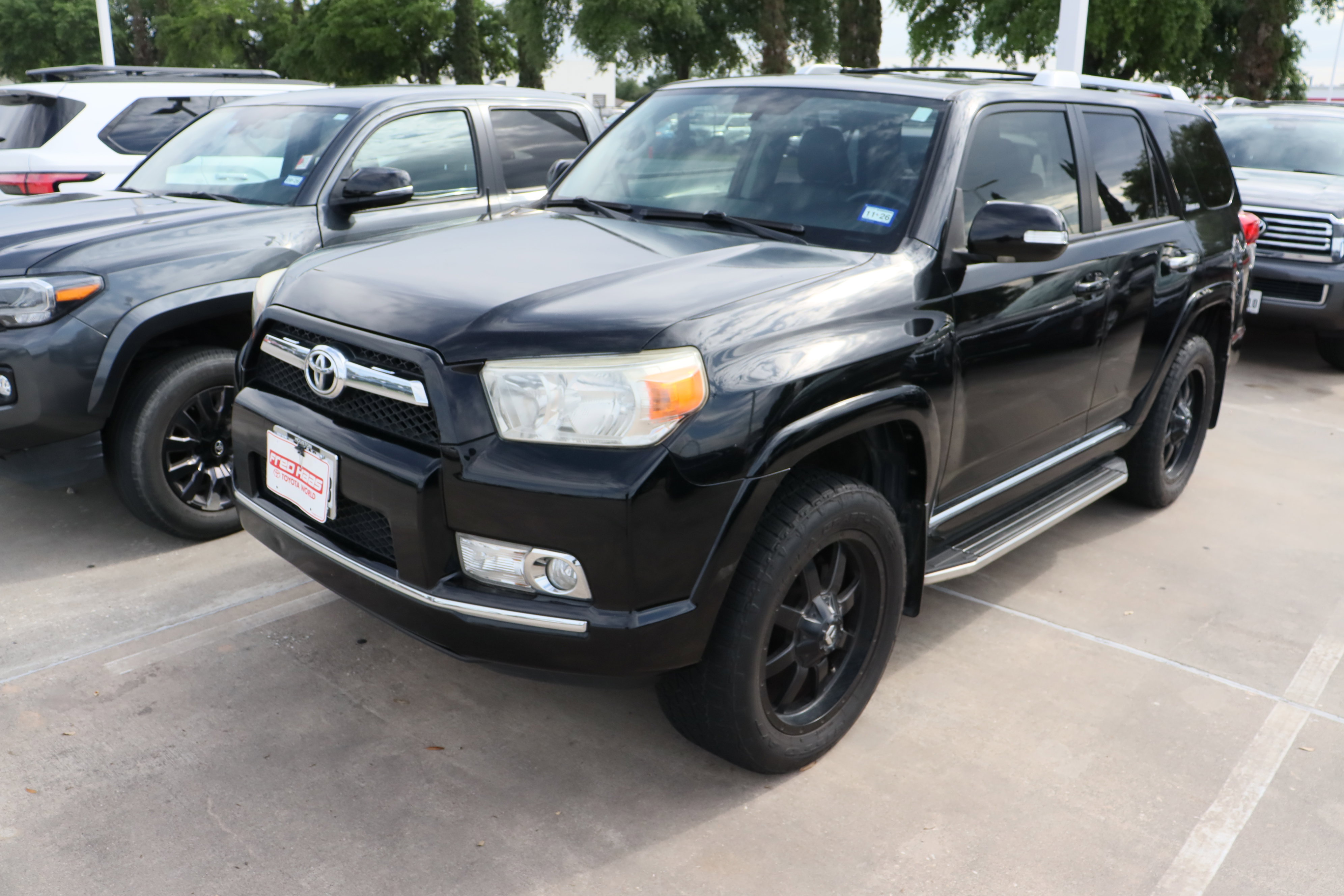 Used 2013 Toyota 4Runner Limited image 5