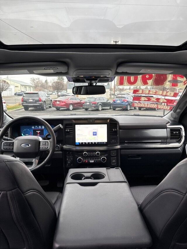 Used 2025 Ford F350 Lariat w/ Camper Package AWD/4WD image 13
