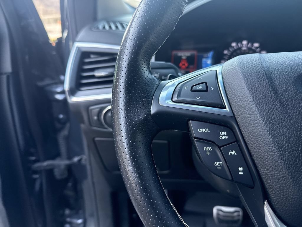 Used 2022 Ford Edge ST w/ Equipment Group 401A AWD/4WD image 19