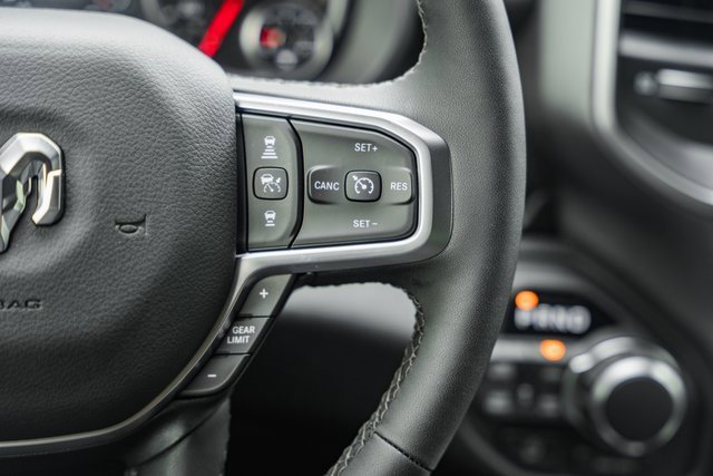 New 2026 RAM 1500 4x4 Crew Cab image 29