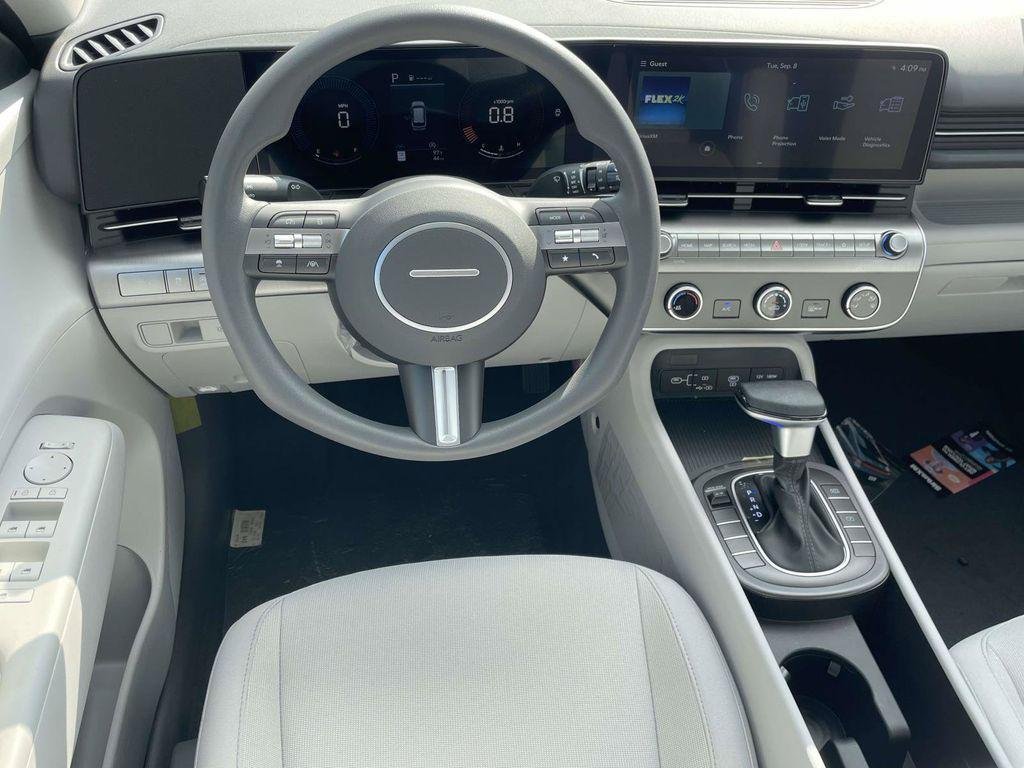New 2026 Hyundai Kona SE FWD image 33