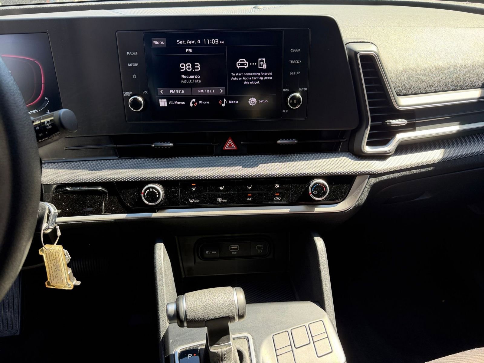 Used 2025 Kia Sportage LX image 17