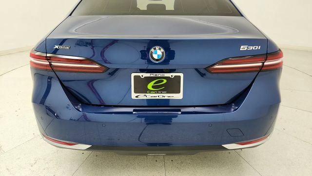 Used 2026 BMW 530i xDrive image 12