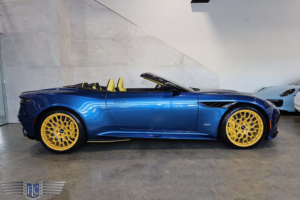 Used 2023 Aston Martin DBS Superleggera Volante image 2