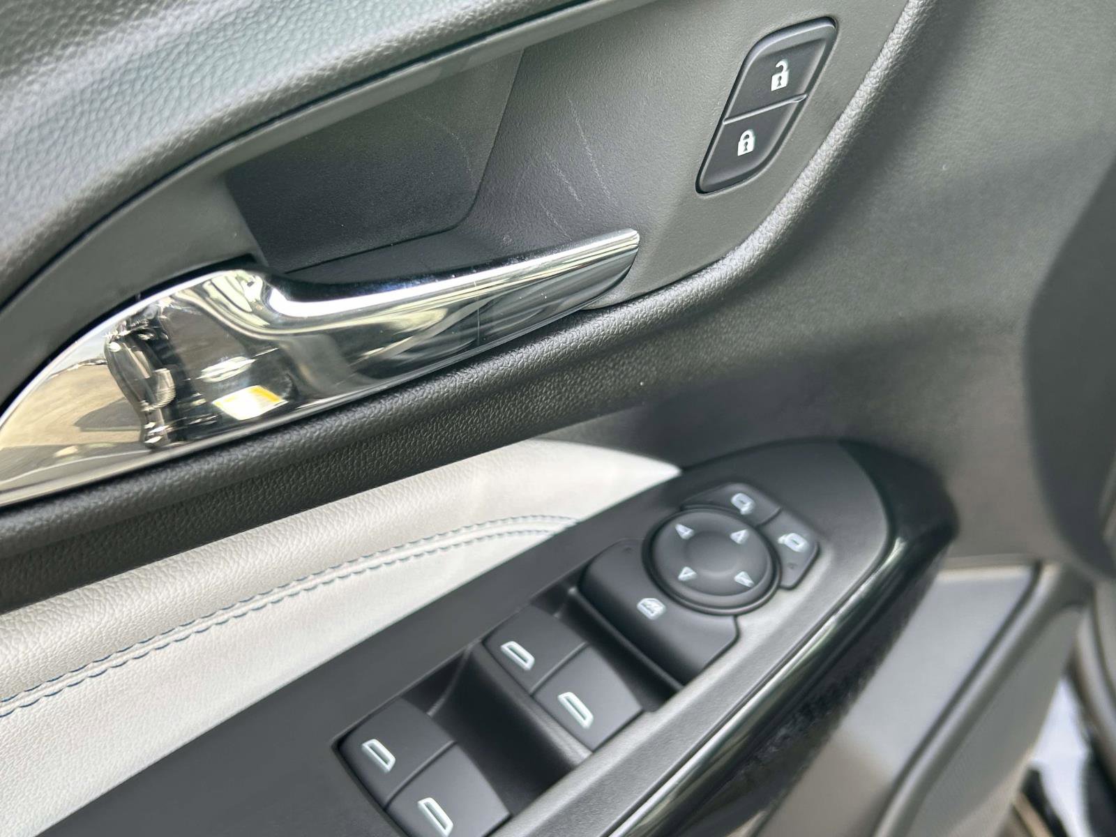 New 2026 Chevrolet Trax LT w/ Driver Confidence Package image 18