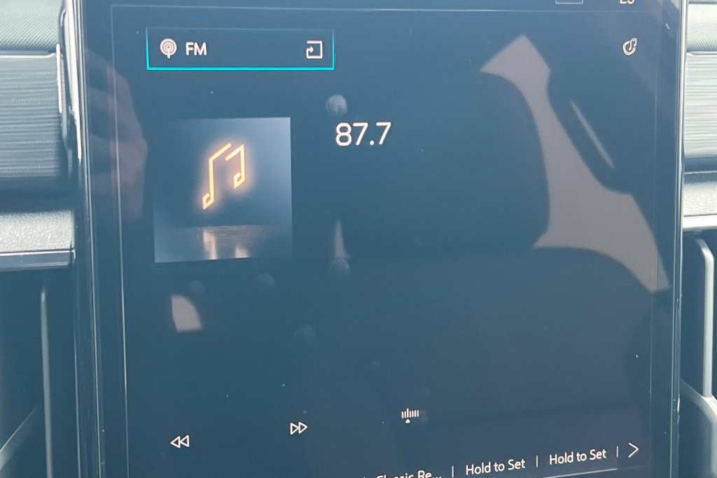 New 2026 GMC Acadia AT4 w/ Luxury Package image 16