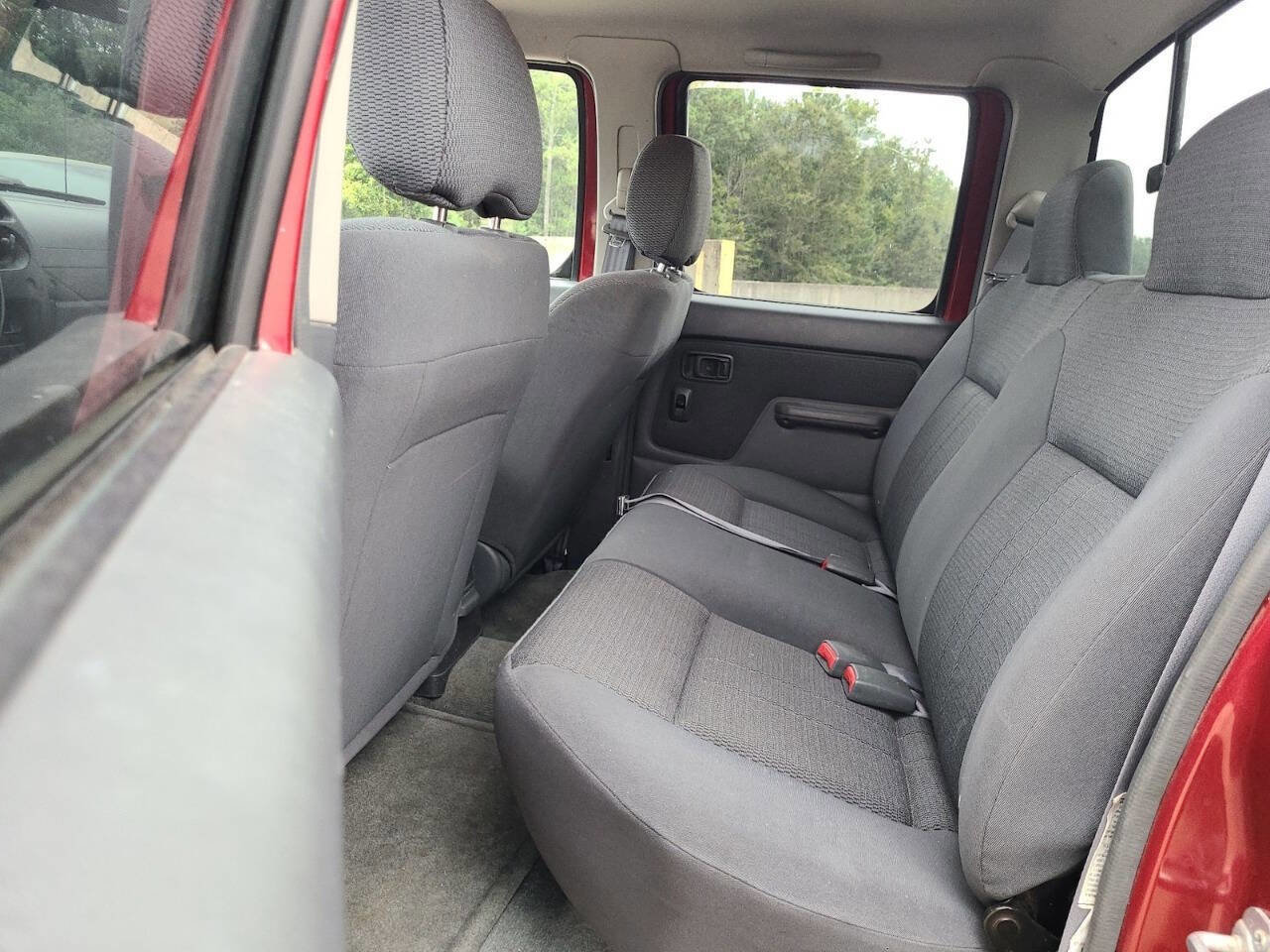 Used 2003 Nissan Frontier XE image 15