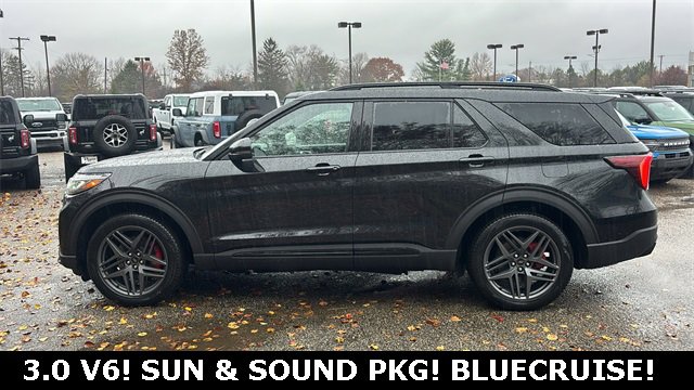 New 2026 Ford Explorer ST w/ Sun And Sound Package image 3