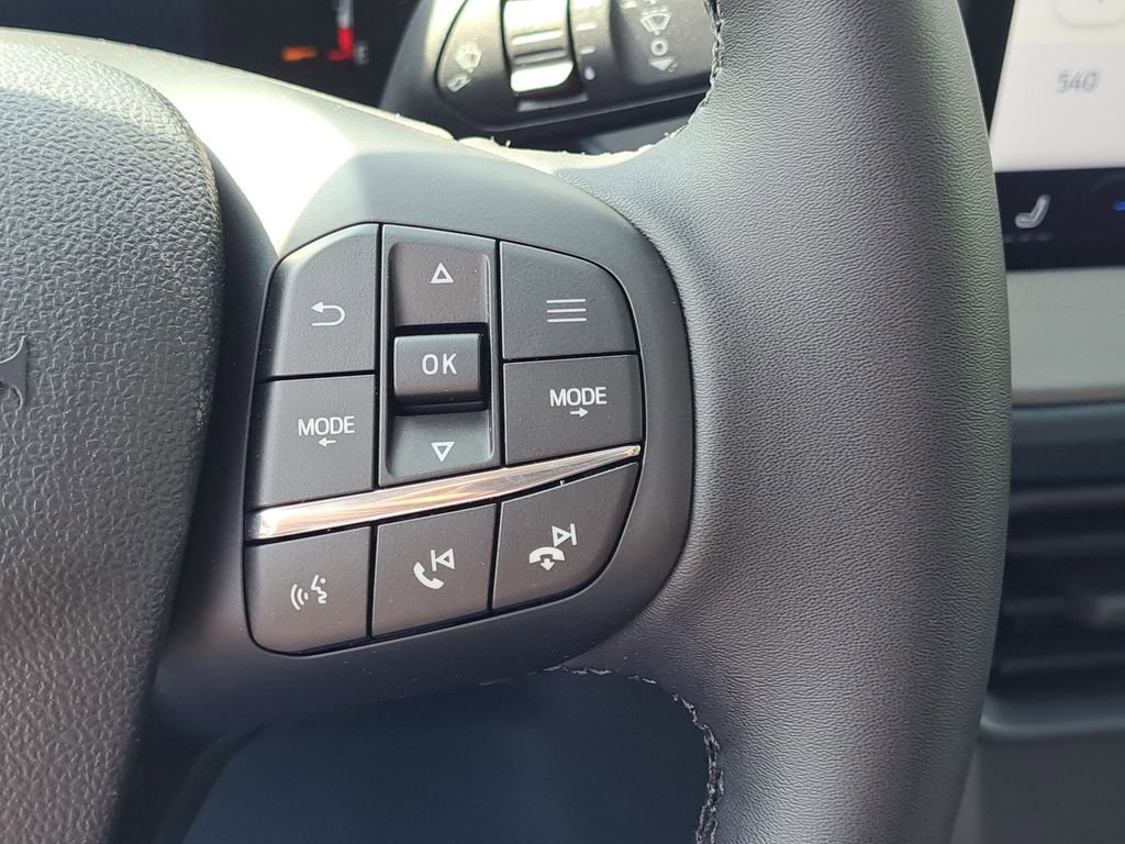 New 2025 Ford Maverick XLT w/ XLT Luxury Package image 13