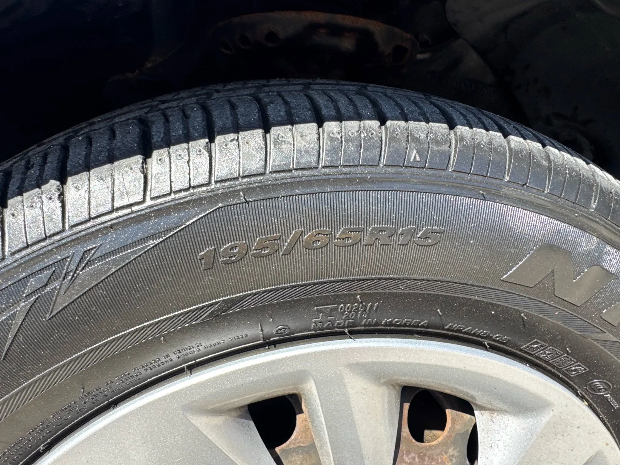 Used 2020 Hyundai Elantra SE image 19