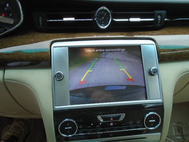 Used 2015 Maserati Quattroporte S Q4 AWD/4WD image 14