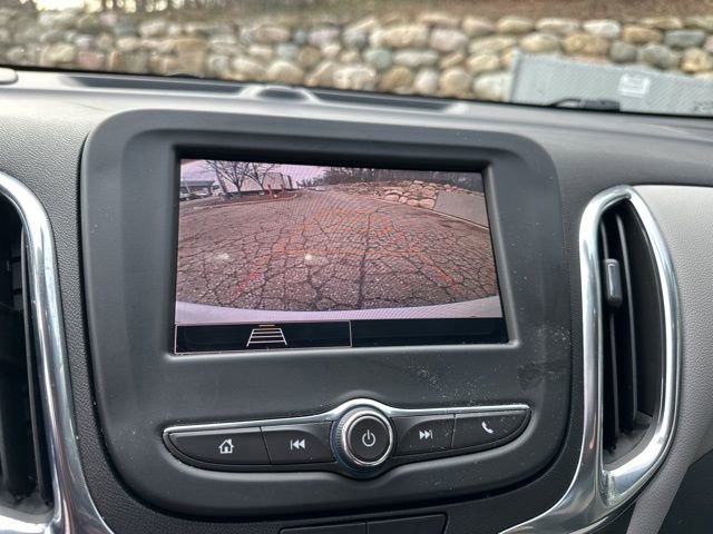 Used 2023 Chevrolet Equinox LS image 21