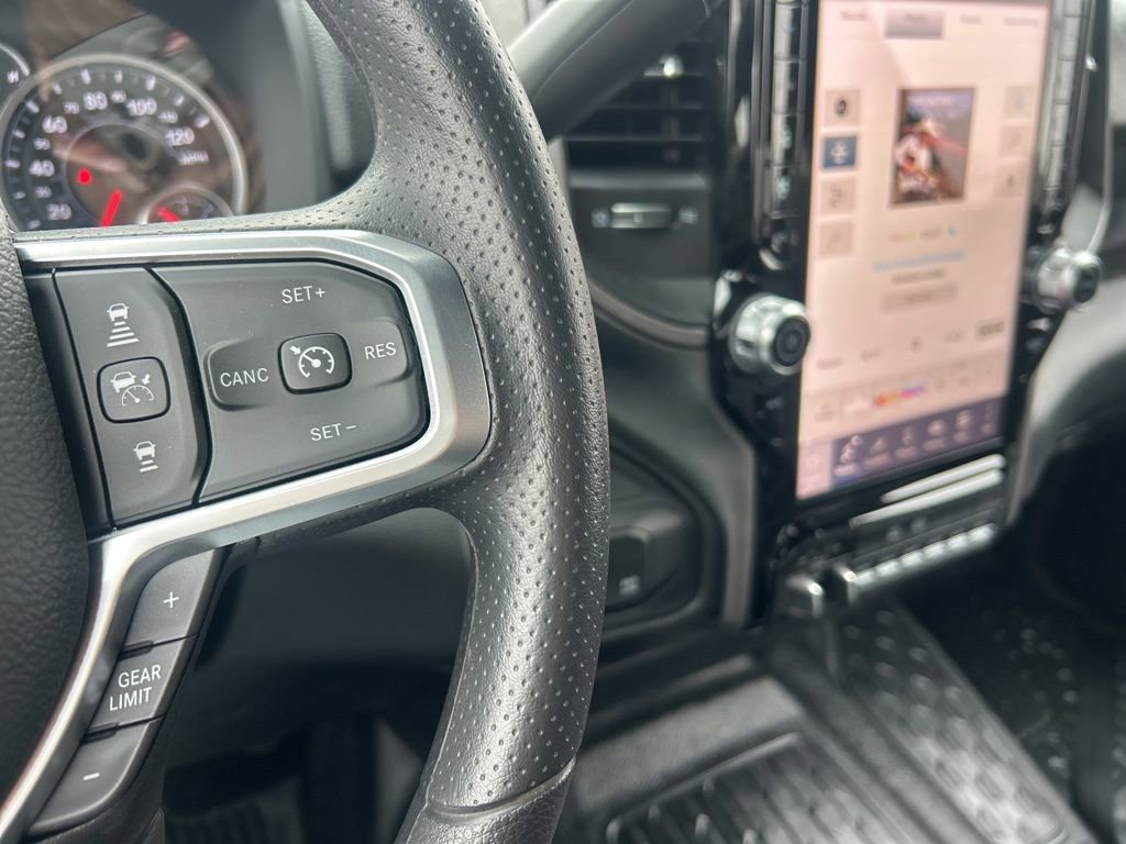 New 2026 RAM 5500 Tradesman AWD/4WD image 19