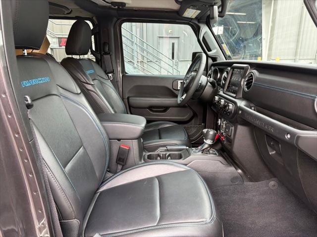 Certified 2023 Jeep Wrangler Unlimited Rubicon 4xe w/ Dual Top Group AWD/4WD image 32