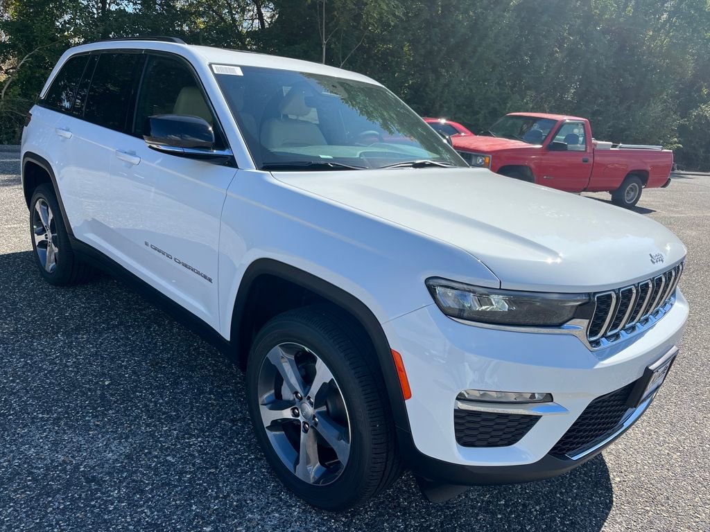 New 2025 Jeep Grand Cherokee Limited image 29