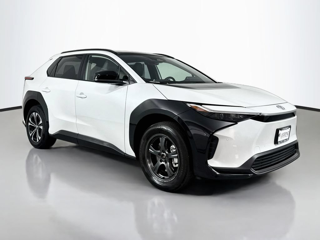 Used 2024 Toyota bZ4X AWD w/ Weather Package image 4
