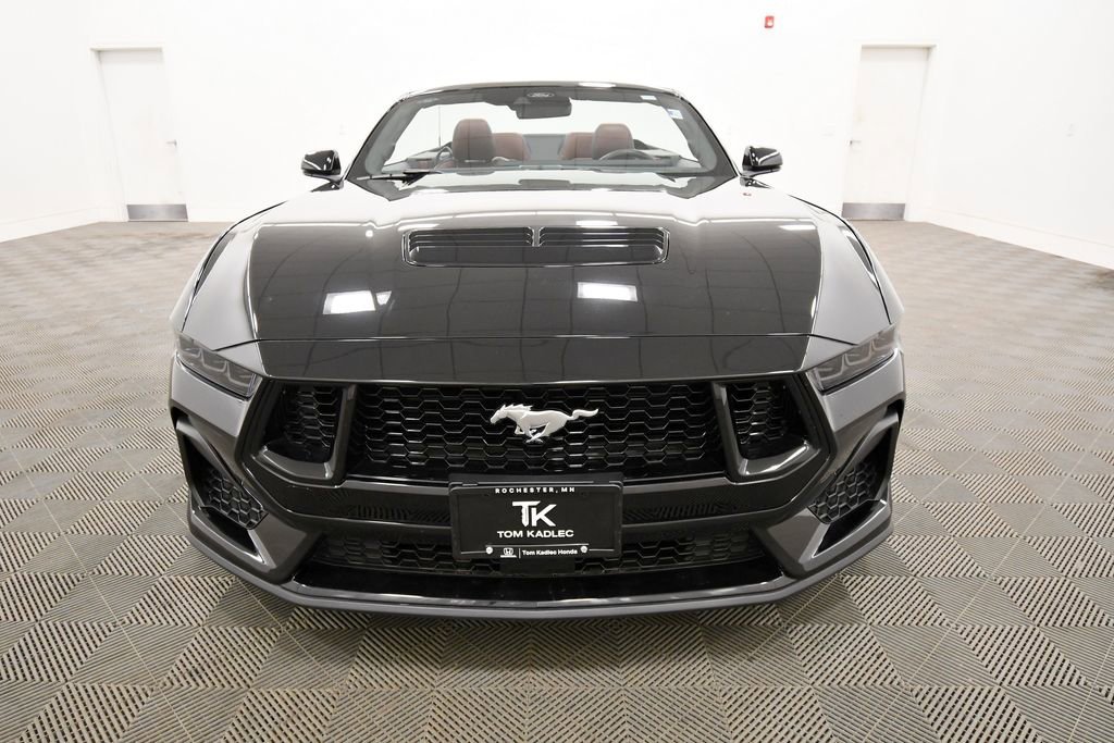 Used 2025 Ford Mustang GT Premium RWD image 11