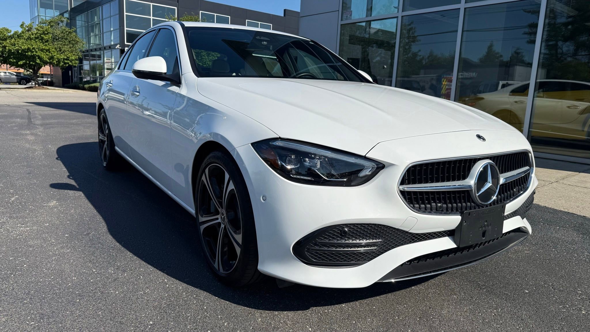 Used 2025 Mercedes-Benz C 300 Sedan image 13