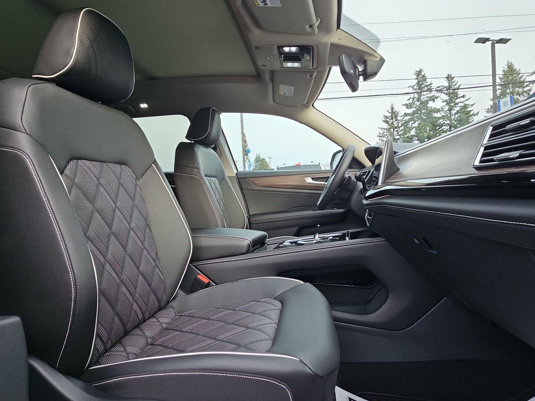 New 2026 Volkswagen Atlas SEL Premium R-Line image 30