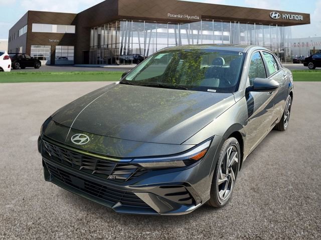 New 2026 Hyundai Elantra Limited FWD image 1