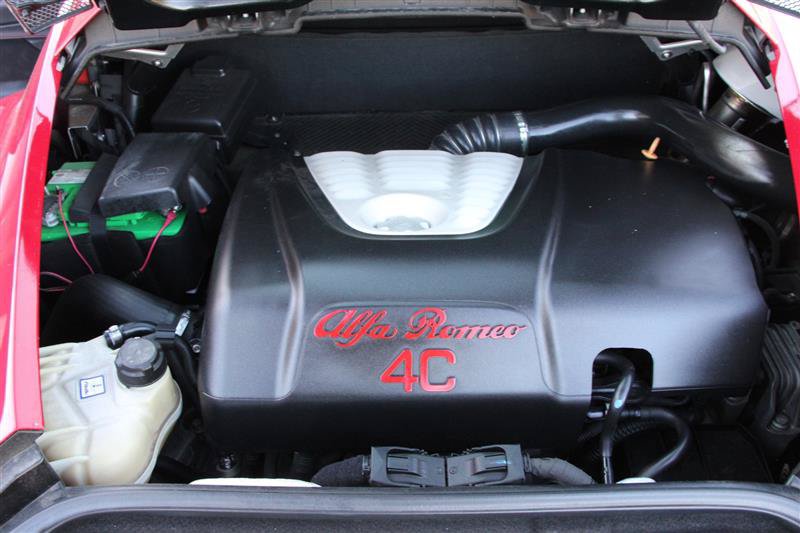 Used 2015 Alfa Romeo 4C Launch Edition w/ Convenience Group RWD image 16