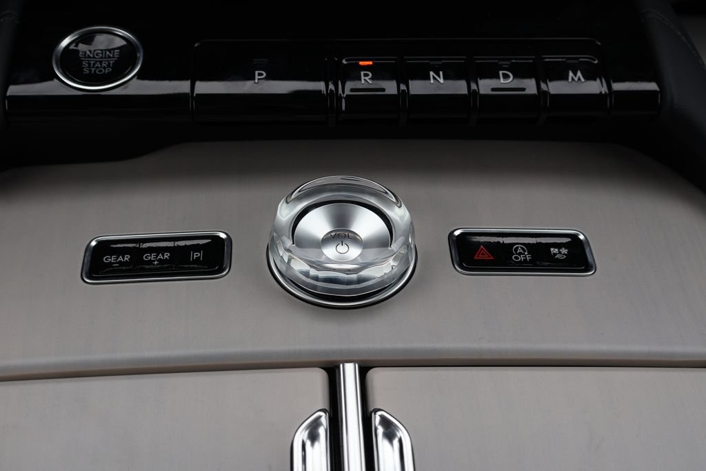New 2027 Lincoln Navigator L Reserve AWD/4WD image 13