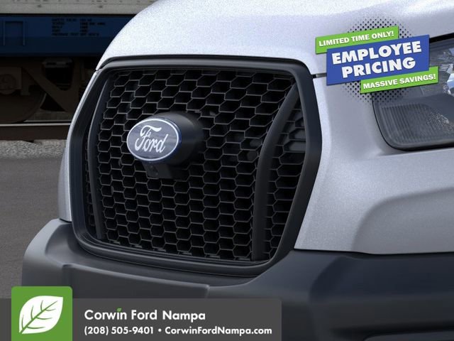 New 2026 Ford Transit 250 148 Medium Roof Extended AWD image 17