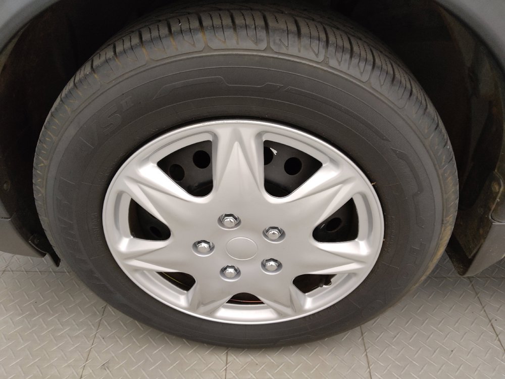 Used 2019 Nissan Rogue S FWD image 31