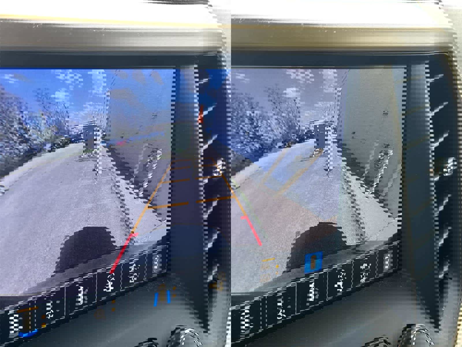 Used 2023 GMC Acadia Denali w/ Black Diamond Edition image 22