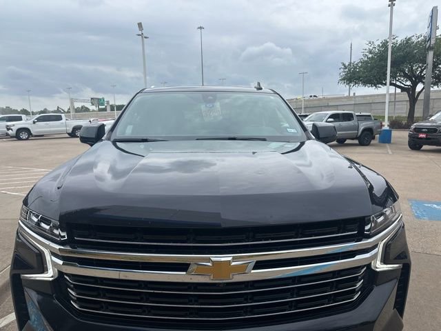 Used 2022 Chevrolet Tahoe LT w/ Luxury Package RWD image 2