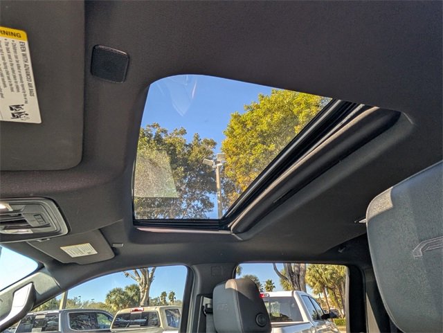 Used 2023 GMC Sierra 1500 AT4 w/ Technology Package image 22